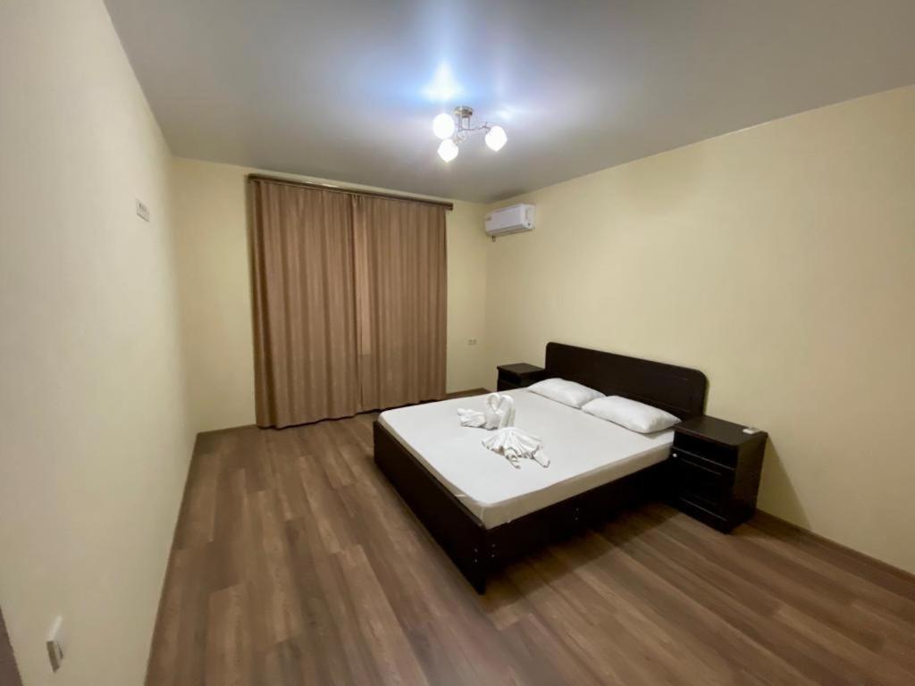 Mini Hotel Diva Alakhadze Екстериор снимка